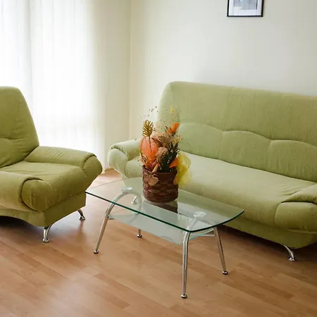 Gt Διαμέρισμα *