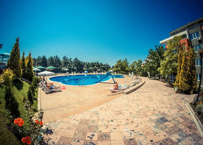 Gt Green Fort Beach Sunny Beach